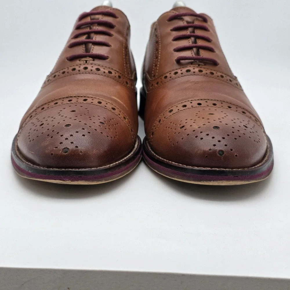 Johnston & Murphy Conard Oxford Mens 8 Tan Leather Brogue Cap Toe Dress Shoes